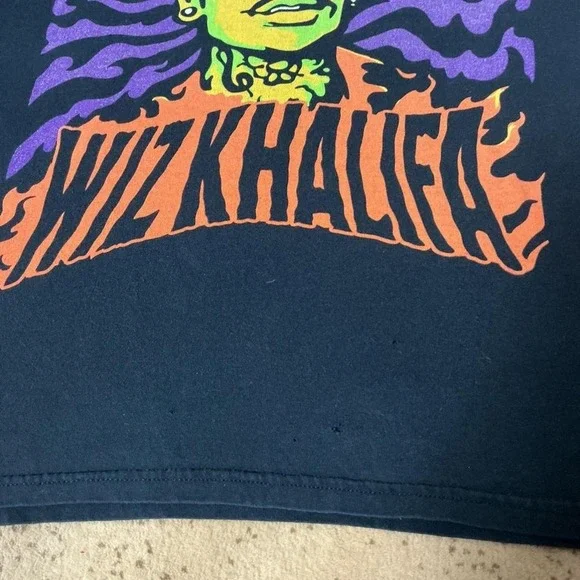 Wiz Khalifa Graphic T-Shirt Mens XL Black Neon Psychedelic Rap Tee Gildan - Picture 5 of 6